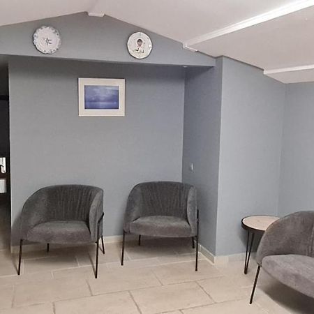 Maison Des Clos Nyons Extérieur photo